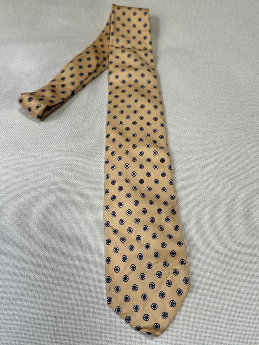 Vintage Robert Talbots for Nordstrom Hand sewn tie flowers 58”